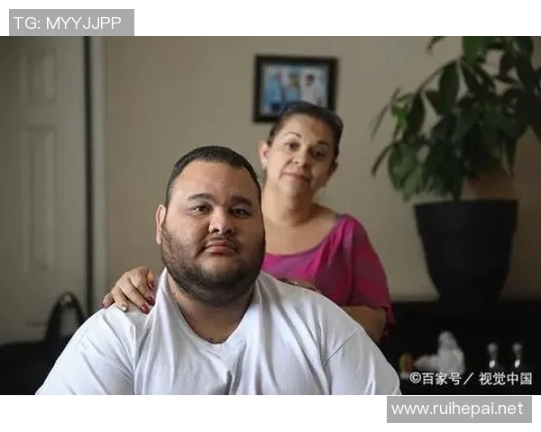 与足球明星合影却遭保安驱赶的尴尬经历分享